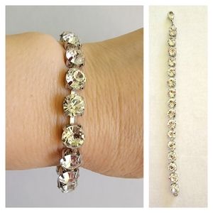 Sparkly Slivertone Bracelet with 16 clear crystals, 6" length